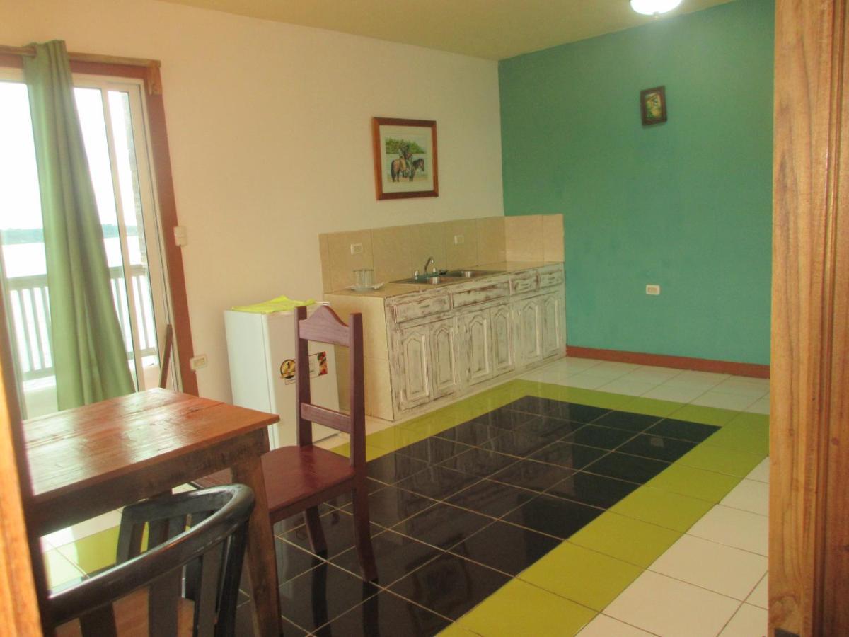 Hotel Los Balcones Over Seas Bocas Town Exterior foto