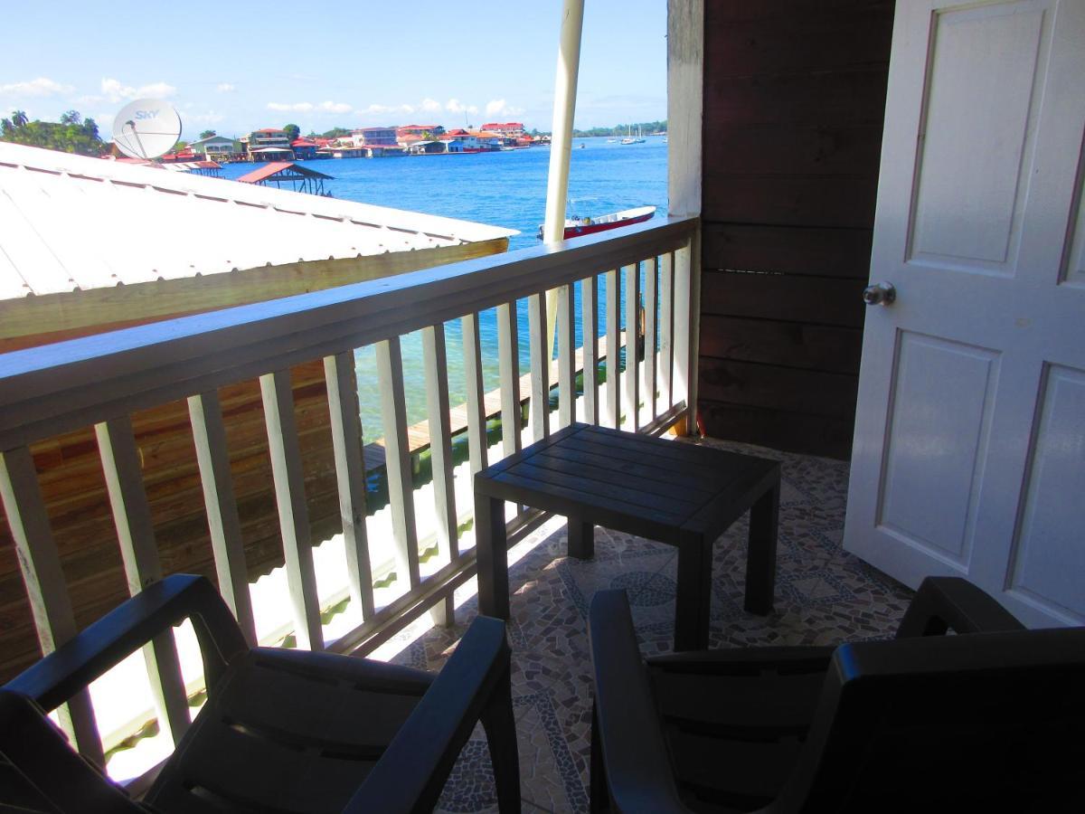 Hotel Los Balcones Over Seas Bocas Town Exterior foto