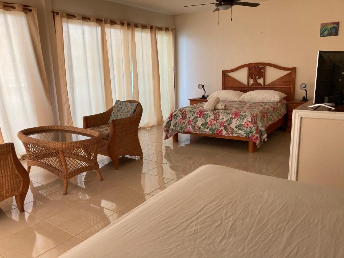 Hotel Los Balcones Over Seas Bocas Town Exterior foto